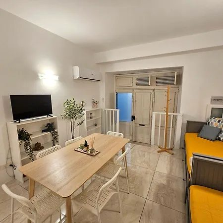 Casuccia Theatre By Doors