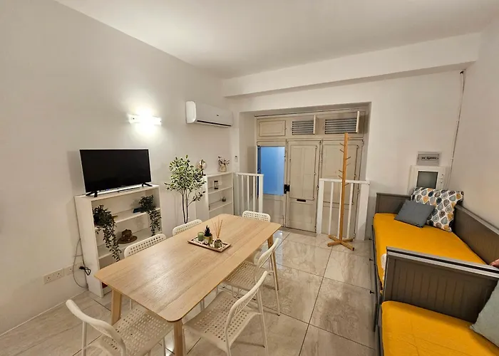 Casuccia Theatre By Doors